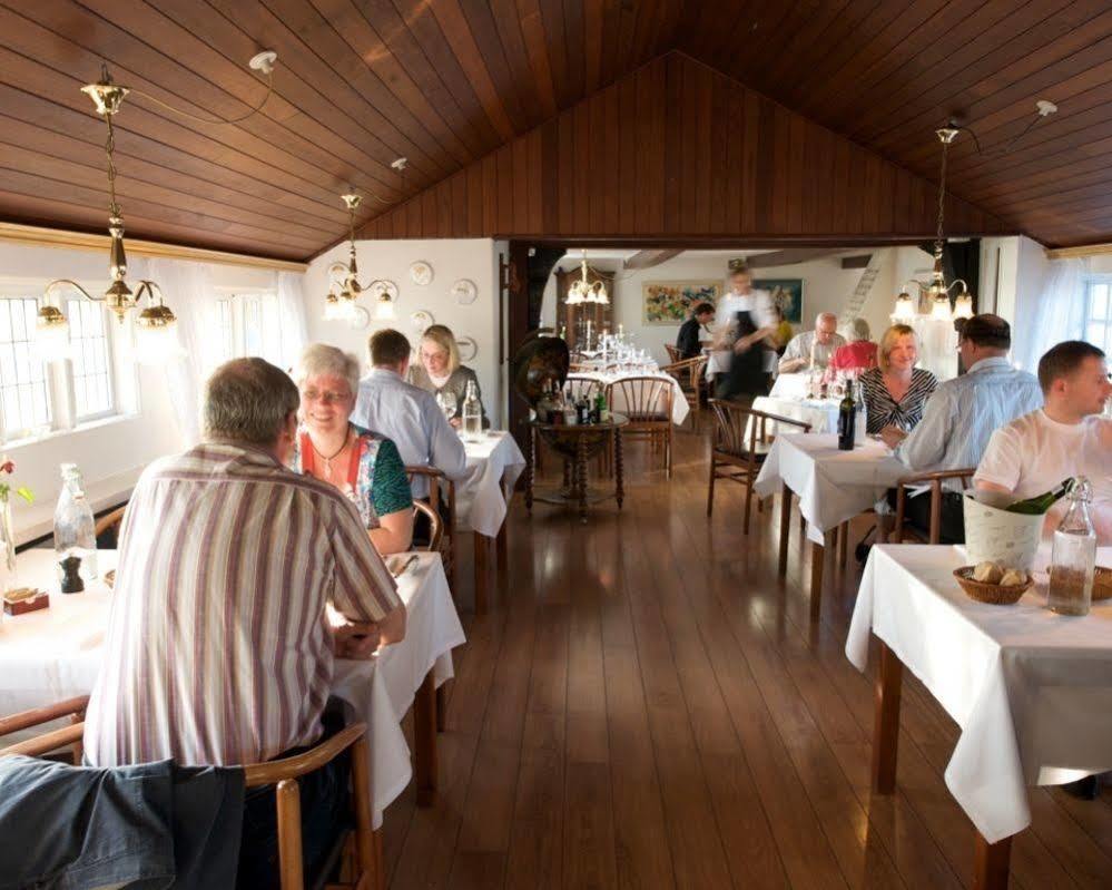 Hotel Strandgaarden Vesterø Havn Kültér fotó