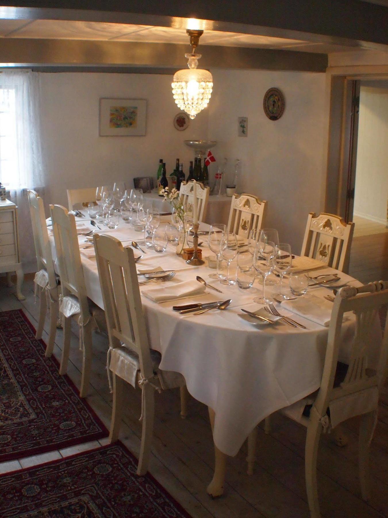 Hotel Strandgaarden Vesterø Havn Kültér fotó